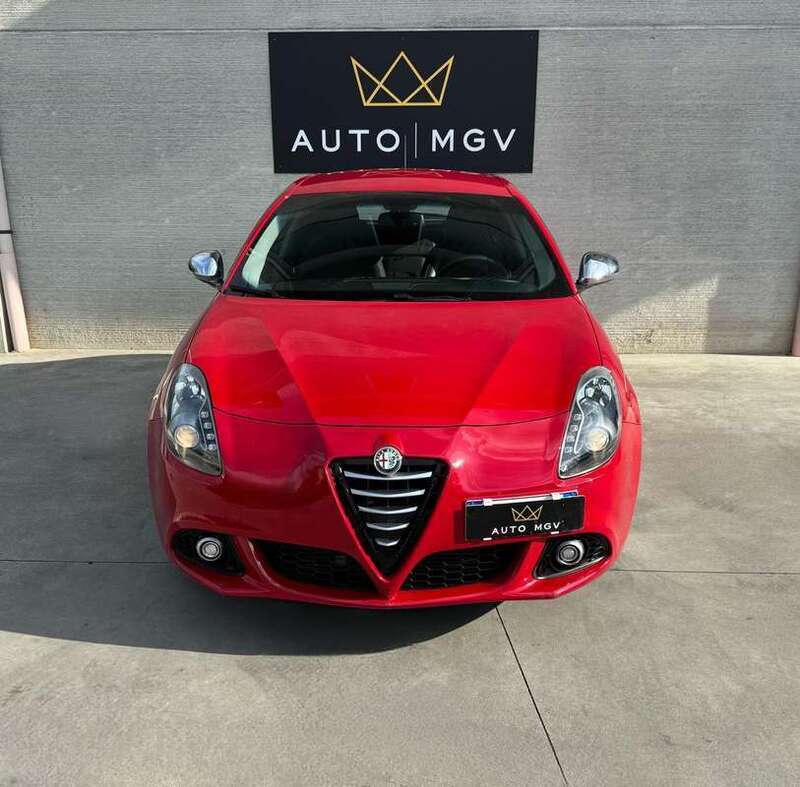Usato 2015 Alfa Romeo Giulietta 1.4 Benzin 170 CV (10.900 €)