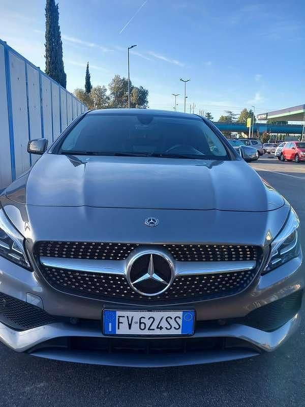 Usata 2019 Mercedes CLA220 Shooting Brake Station wagon | 15.000 € (Buon prezzo) - Immagine 1/4