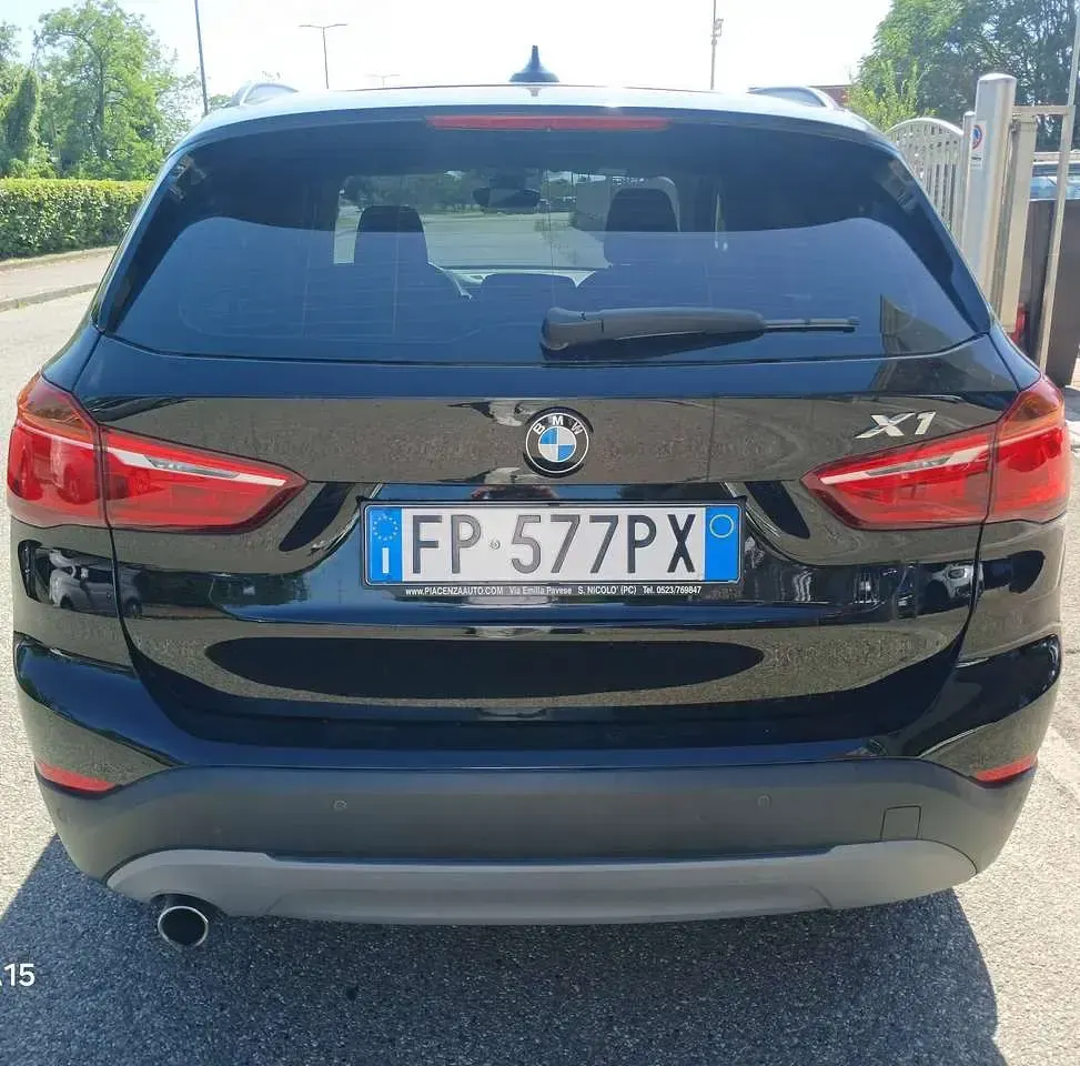Usata BMW X1 116 CV (85 kW) 2018 Vernice pastello SUV
