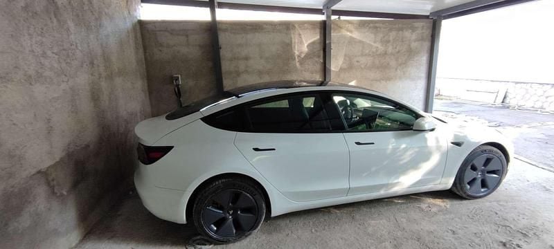 Usado Tesla Model 3 Standard Range 88 kW (120 HP) 2023 Sedan