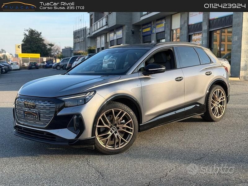 Usata Audi Q4 e-tron Edition .1 219 kW (299 CV) 2023 Grigio SUV