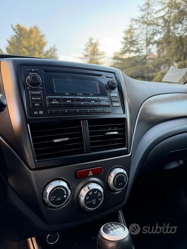 Usata Subaru Impreza 150 CV (110 kW) 2011 Grigio Berlina