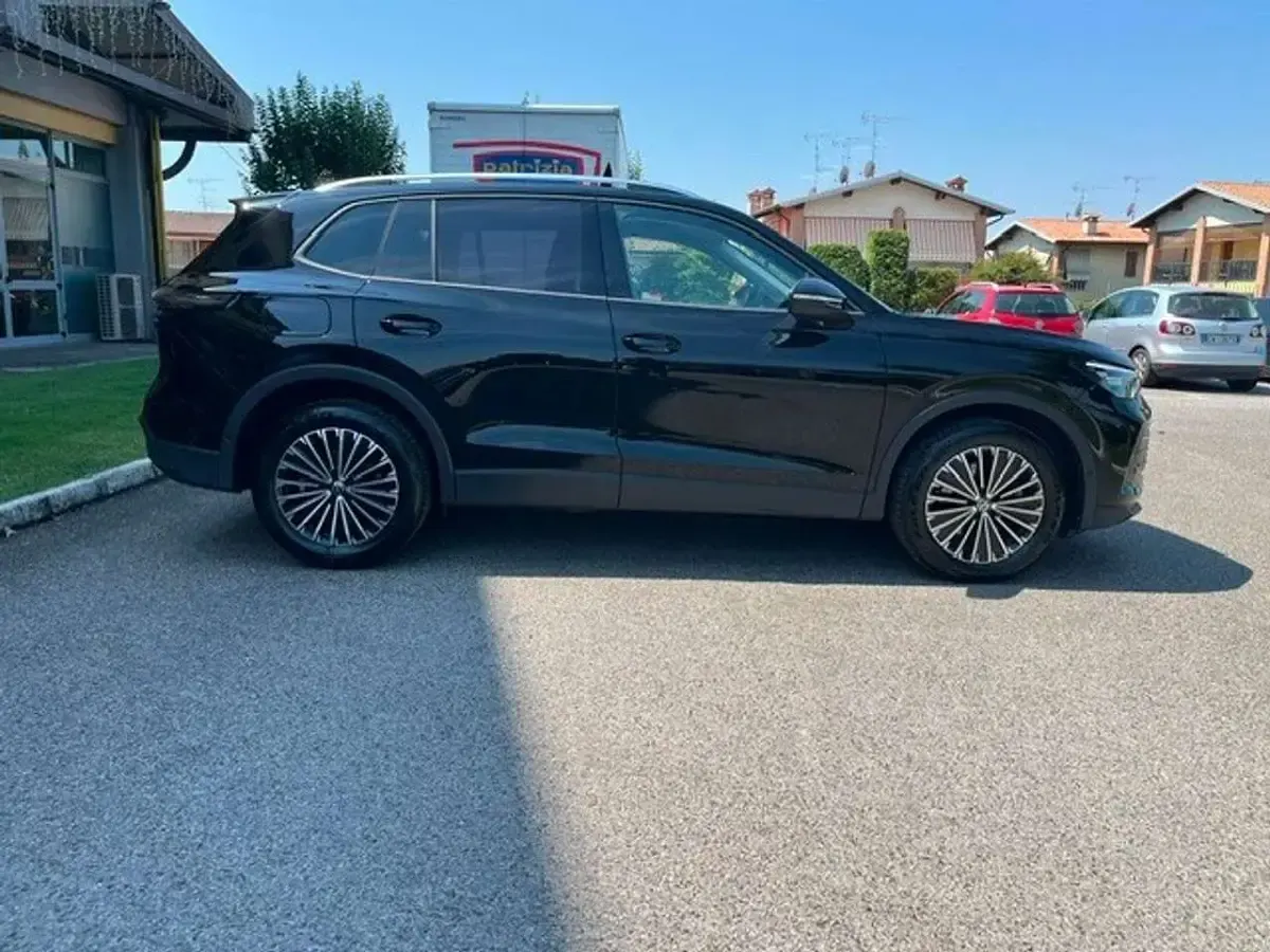Usata VW Tiguan Edition 150 CV (110 kW) 2025 Nero SUV