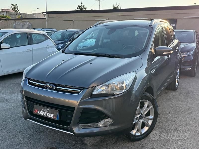 Usata Ford Kuga Titanium 163 CV (119 kW) 2013 Grigio SUV