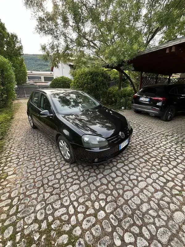 Usata VW Golf IV Sportline 116 CV (85 kW) 2004 Berlina