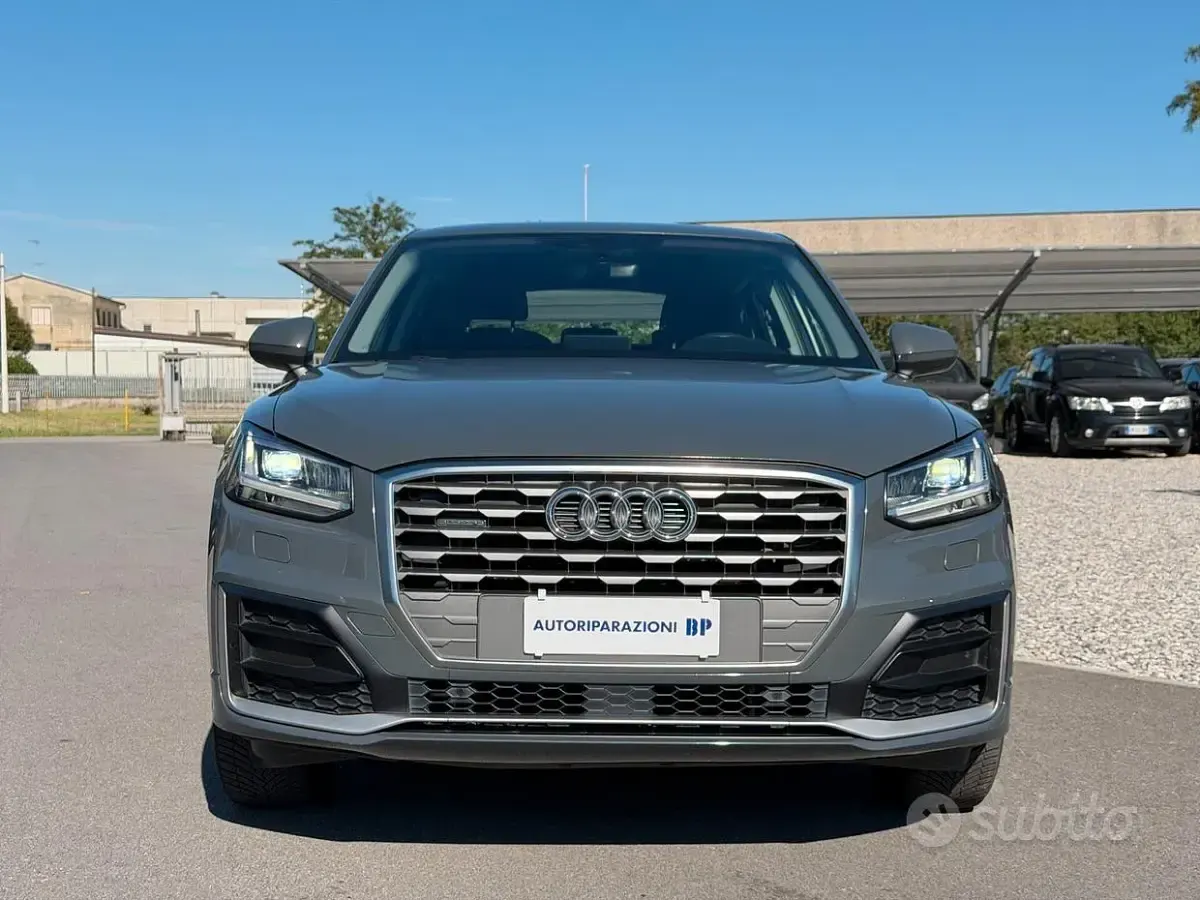 Usata Audi Q2 S-Line 150 CV (110 kW) 2018 Grigio SUV