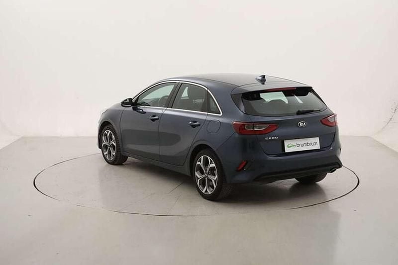 Usata Kia Ceed 116 CV (85 kW) 2021 Blu Utilitaria