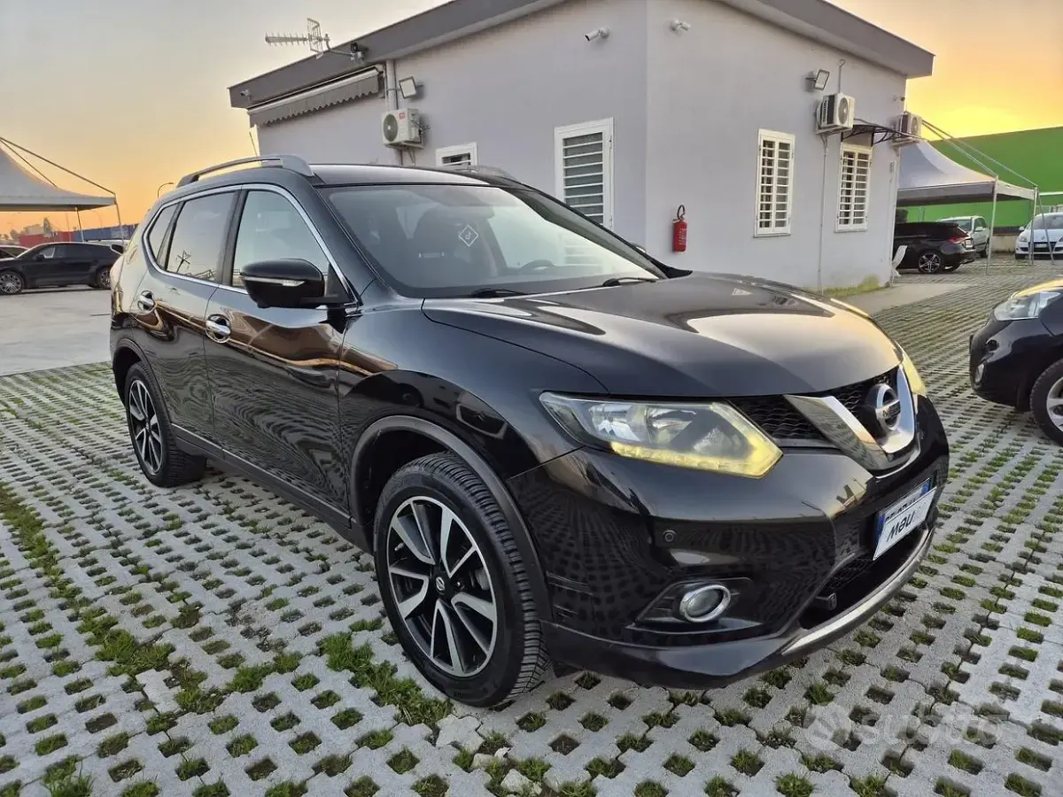 Usata Nissan X-Trail Tekna 131 CV (96 kW) 2016 Nero SUV