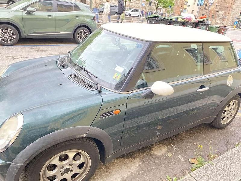 Usata Mini Cooper 116 CV (85 kW) 2001 Utilitaria