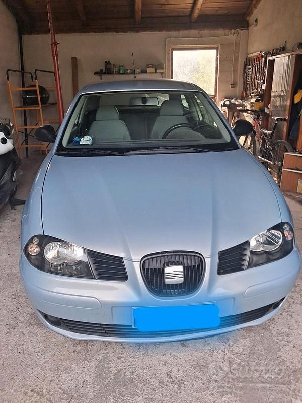 Usata Seat Ibiza 2002 Utilitaria