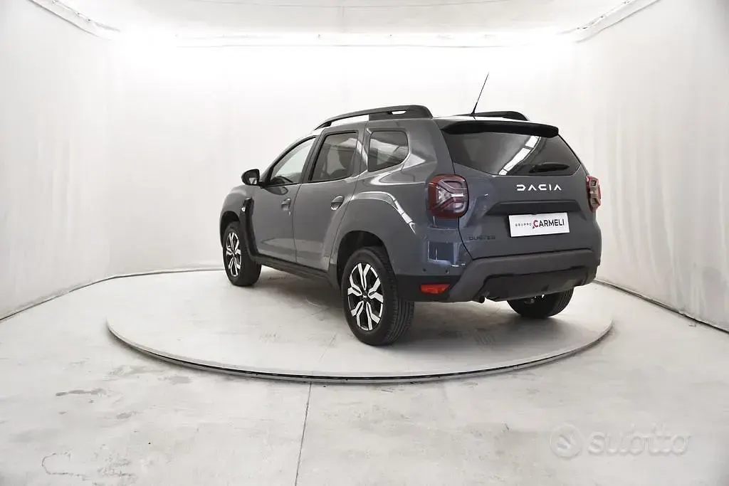 Usata Dacia Duster Expression 101 CV (74 kW) 2023 Grigio SUV