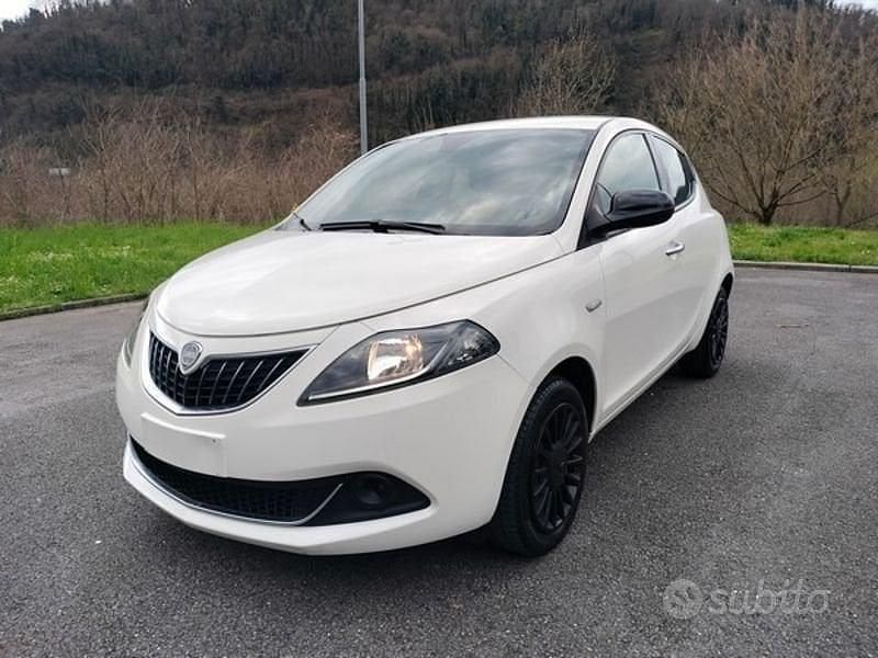 Usata Lancia Ypsilon S 69 CV (50 kW) 2021 Bianco Utilitaria