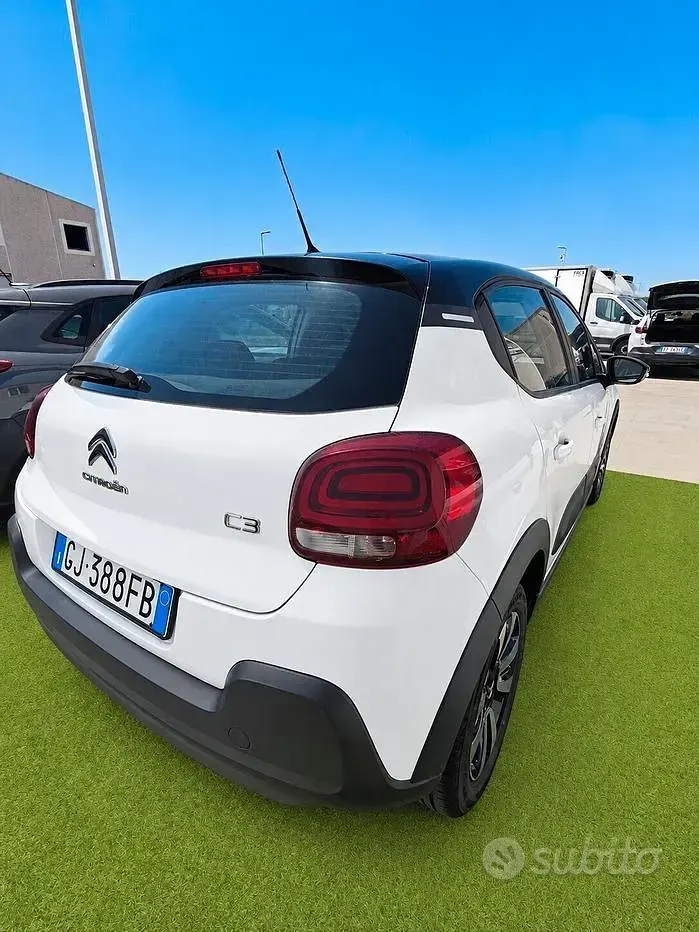 Usata Citroën C3 PureTech 110 CV (80 kW) 2022 Bianco Utilitaria