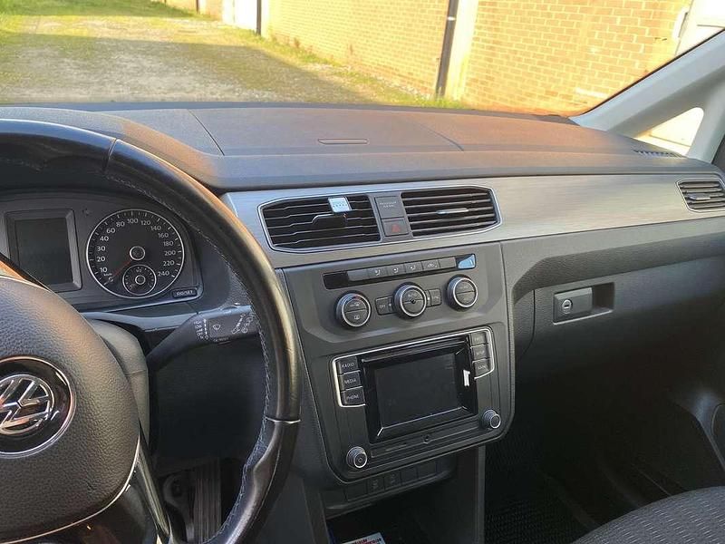 Usata VW Caddy 150 CV (110 kW) 2016 Marrone Monovolume