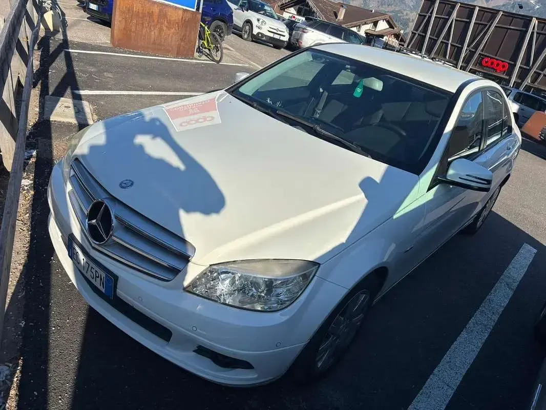 Usata Mercedes C200 Avantgarde 136 CV (100 kW) 2010 Berlina