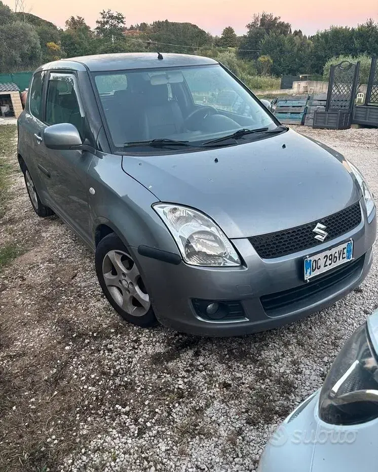 Usata Suzuki Swift 69 CV (50 kW) 2007 Grigio Utilitaria