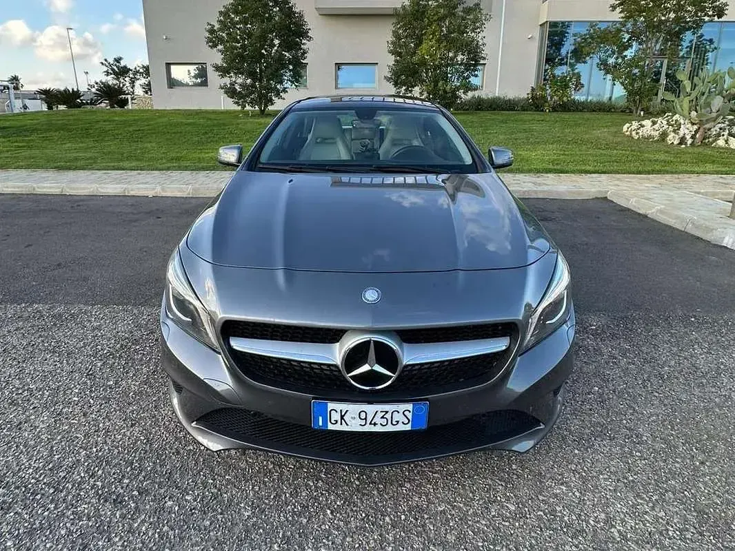 Usata Mercedes CLA220 170 CV (125 kW) 2013 Grigio Berlina