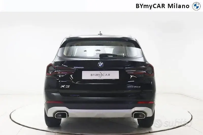 Usata BMW X3 Efficient Dynamics 190 CV (139 kW) 2022 Nero SUV