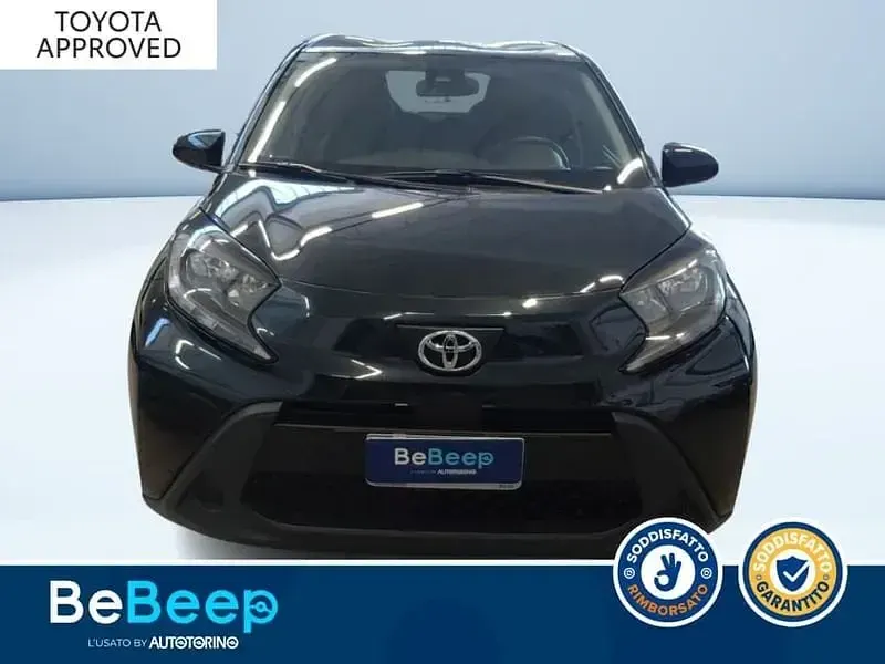 Usata Toyota Aygo X Active 72 CV (52 kW) 2022 Nero metallizzato SUV