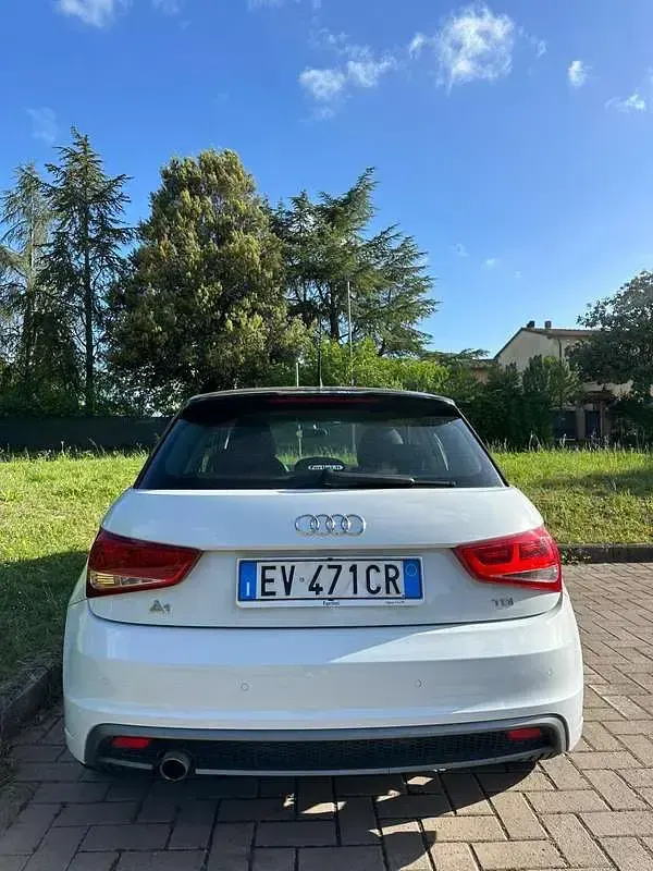 Usata Audi A1 Sportback S-Line 90 CV (66 kW) 2014 Utilitaria