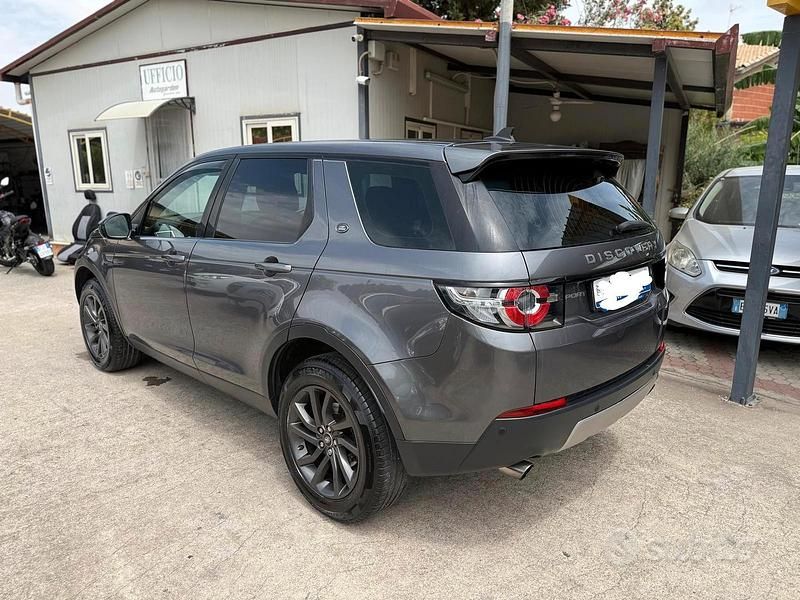 Usata Land Rover Discovery 4 150 CV (110 kW) 2016 Grigio SUV