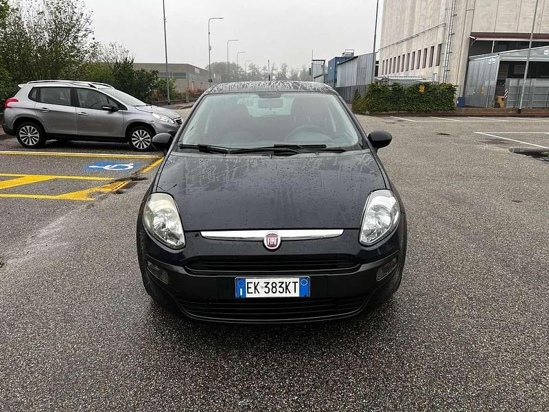 Usata Fiat Punto Evo Dynamic 95 CV (69 kW) 2011 Blu/azzurro Utilitaria