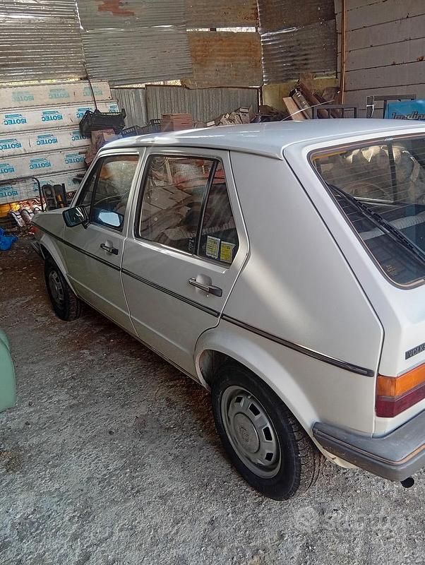 Usata VW Golf I 50 CV (36 kW) 1983 Utilitaria