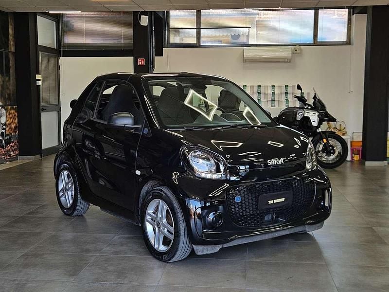 Begagnad Smart ForTwo Electric Drive Prime 41 kW (56 HK) 2021 Svart Cab