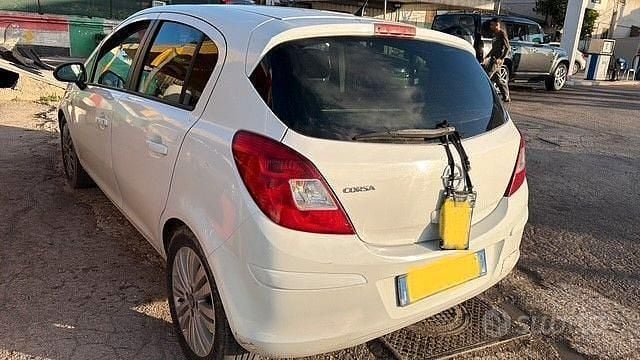 Occasion Opel Corsa 85 ch (62 kW) 2011 Blanc Citadine