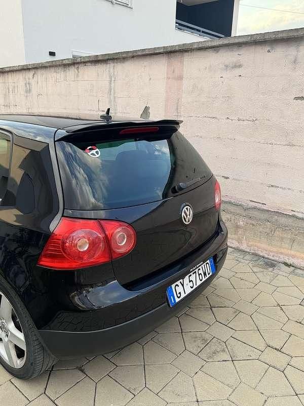 Usata VW Golf VI Highline 110 CV (80 kW) 2008 Utilitaria