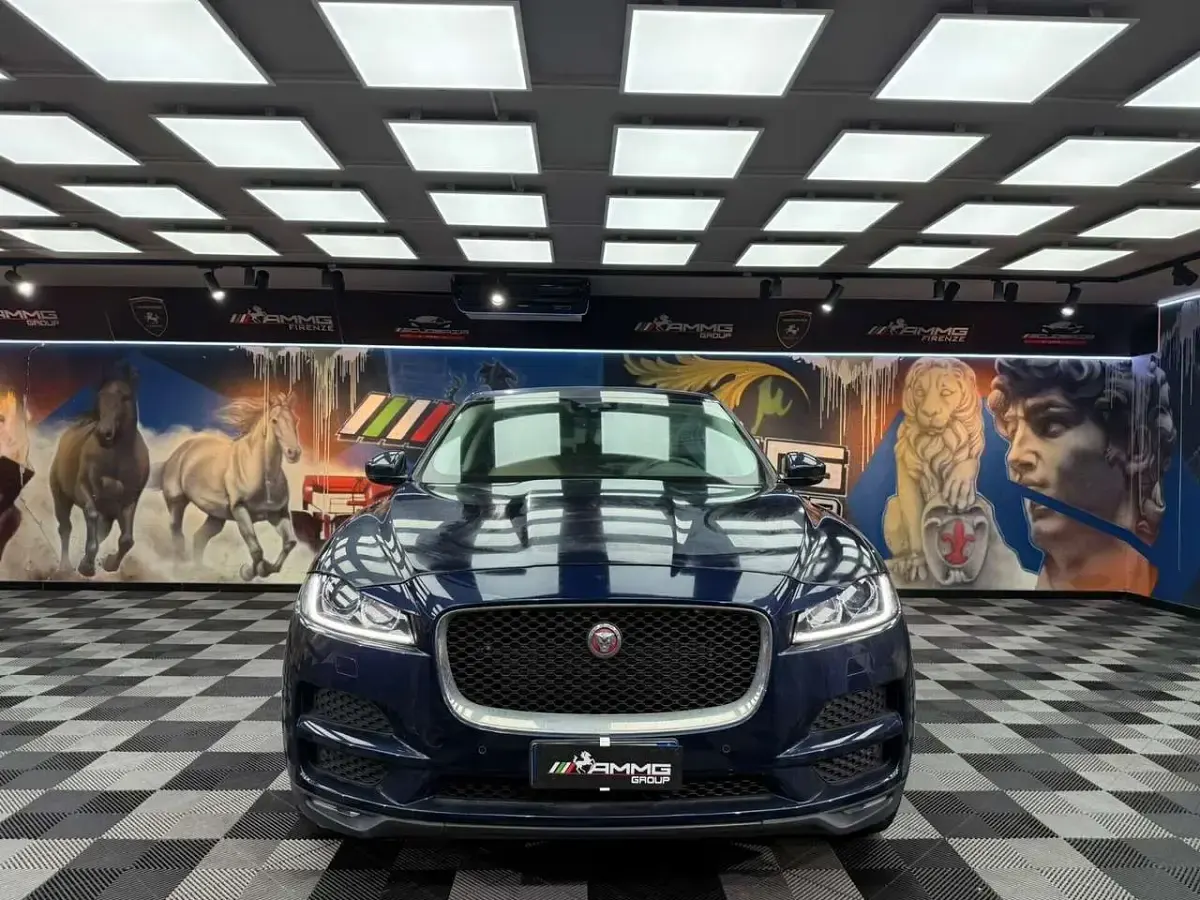 Usata Jaguar F-Pace Chequered Flag 241 CV (177 kW) 2020 Blu SUV