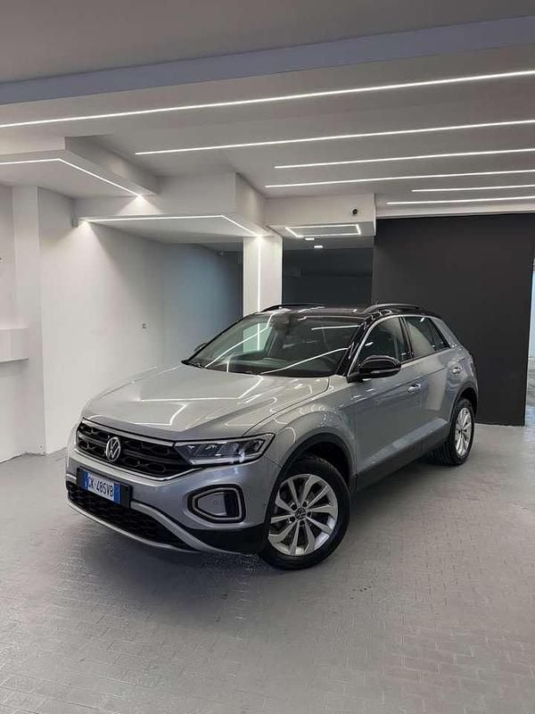 Usata VW T-Roc Style 110 CV (80 kW) 2022 Argento SUV