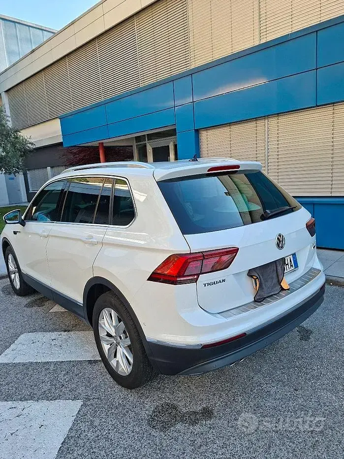 Gebraucht VW Tiguan 150 PS (110 kW) 2018 Weiß SUV