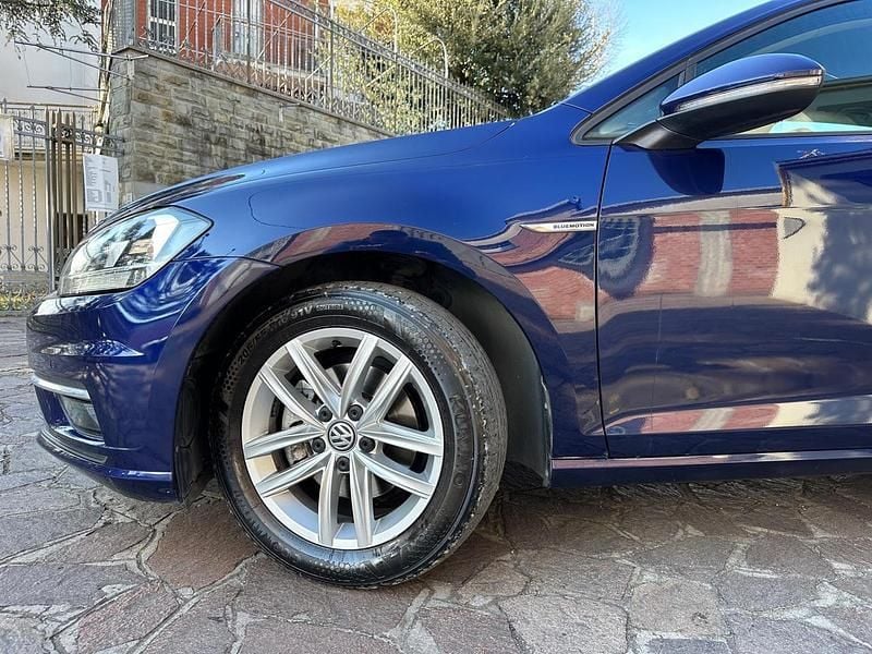 Second-hand VW Golf VII Edition 150 CP (110 kW) 2019 Albastru Berlinǎ