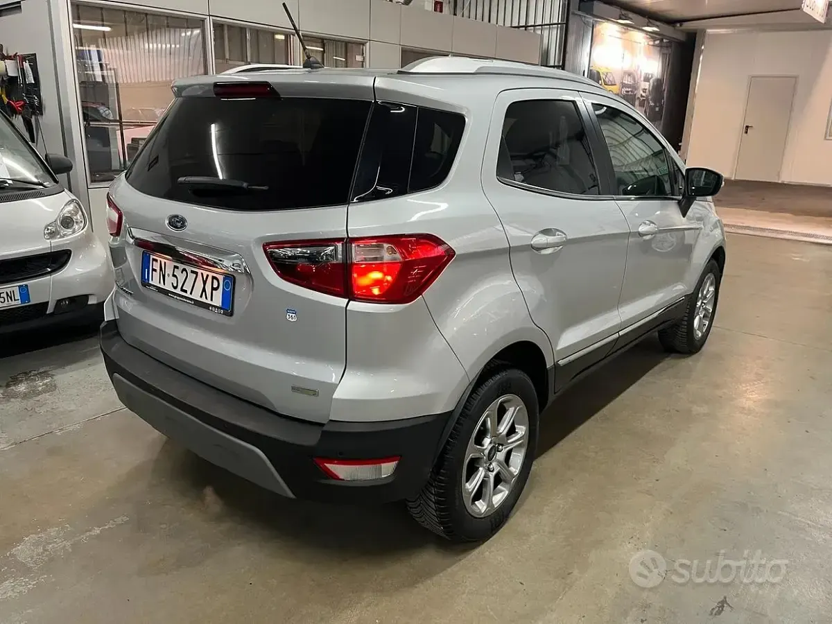 Usata Ford Ecosport 125 CV (91 kW) 2018 Grigio SUV