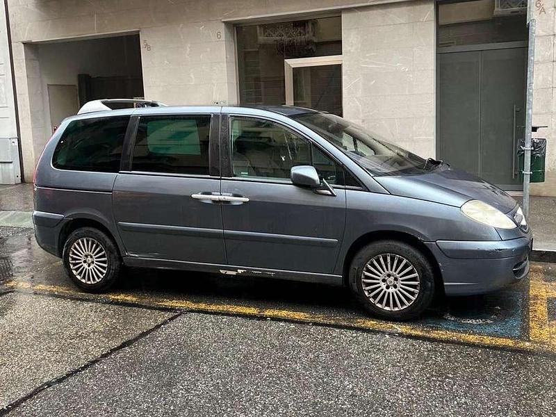 Usata Citroën C8 Elegance 120 CV (88 kW) 2006 Grigio Monovolume