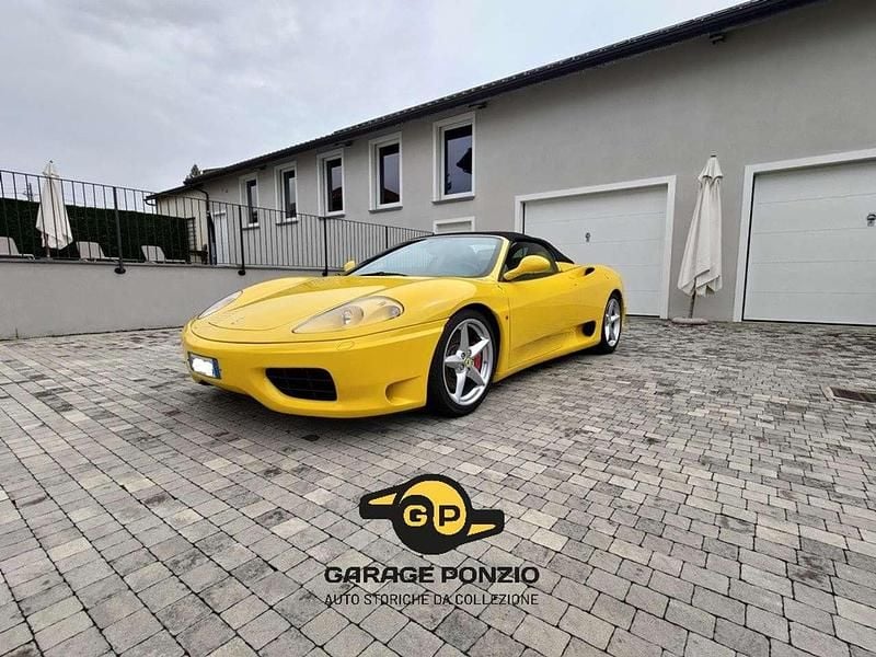 Usata Ferrari 360 400 CV (294 kW) 2003 Giallo modena Cabrio