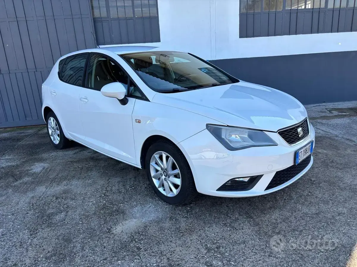 Usata Seat Ibiza 75 CV (55 kW) 2014 Bianco Berlina