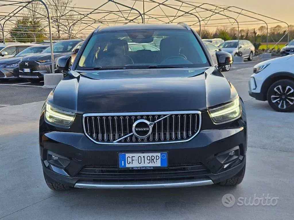 Usata Volvo XC40 Inscription 129 CV (94 kW) 2021 Nero SUV