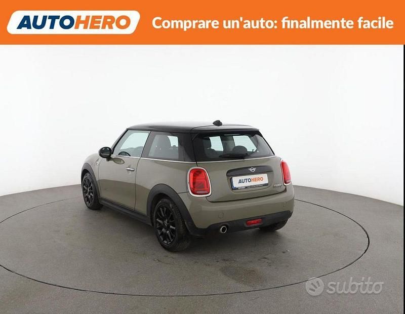 Usata Mini Cooper D 116 CV (85 kW) 2019 Grigio Utilitaria