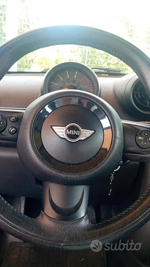Usata Mini Cooper Countryman 111 CV (81 kW) 2015 Grigio SUV