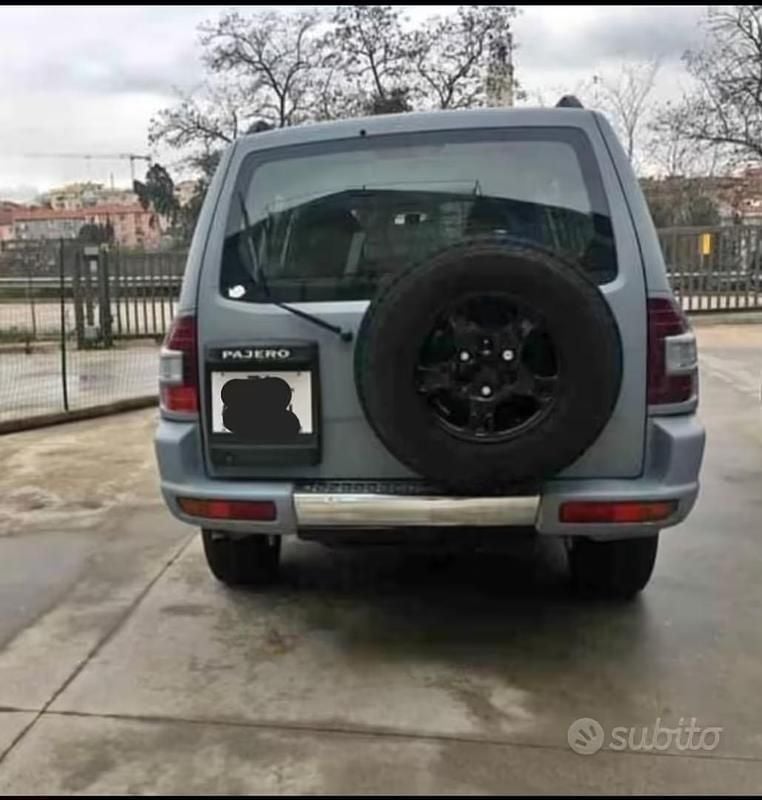 Usata Mitsubishi Pajero 2001 SUV