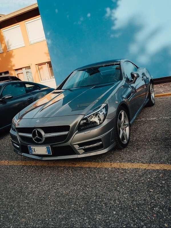Usata Mercedes SLK200 184 CV (135 kW) 2011 Grigio Cabrio
