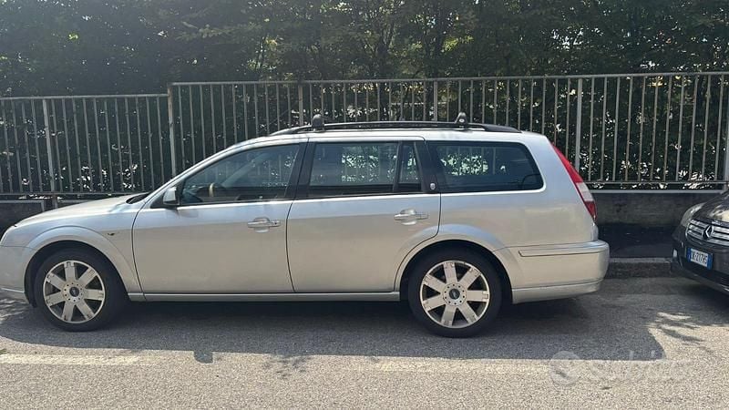 Usata Ford Mondeo 2007 Grigio Station wagon