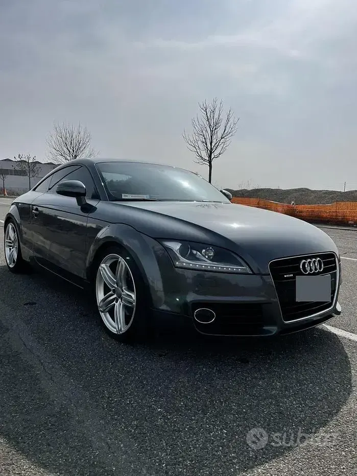 Usata Audi TT 170 CV (125 kW) 2012 Grigio Coupé