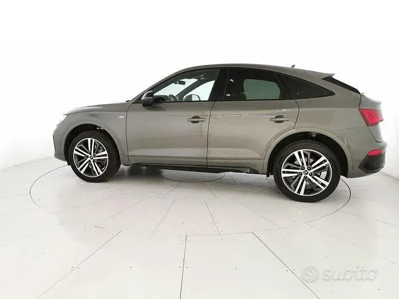 Usata Audi Q5 Sportback S-line plus 204 CV (150 kW) 2025 Grigio SUV