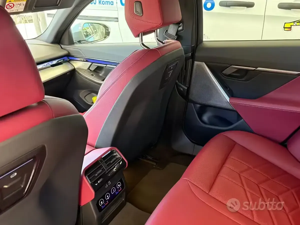 Usata BMW i5 105 kW (143 CV) 2024 Grigio Berlina