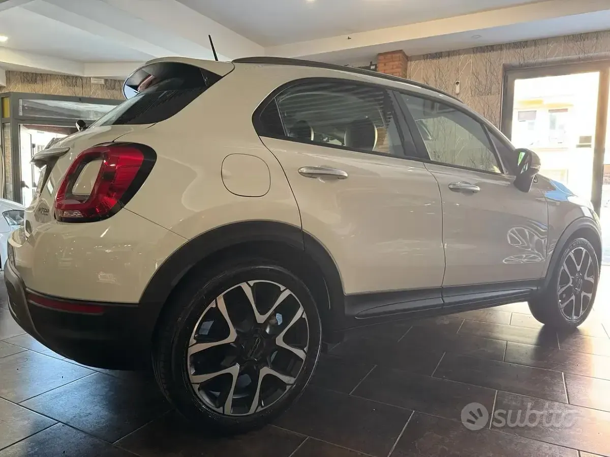 Usata Fiat 500X Club 120 CV (88 kW) 2019 Bianco SUV