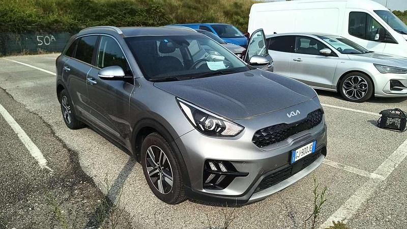 Usata Kia Niro Style 105 CV (77 kW) 2022 Grigio SUV