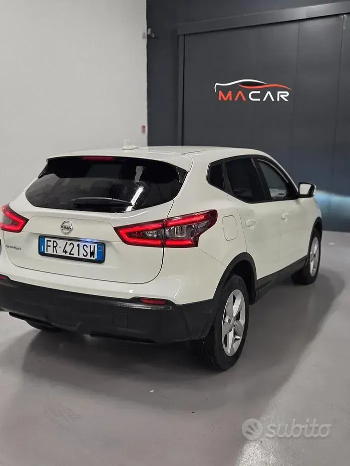 Usata Nissan Qashqai Visia 131 CV (96 kW) 2018 Bianco SUV